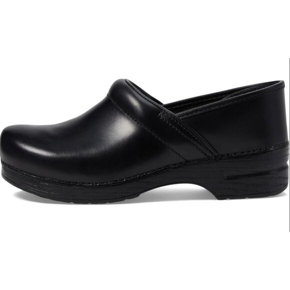 Dansko Women's Cabrio Black Professional Clog, Wide Size 38/ US (7.5-8) - Picture 3 of 16